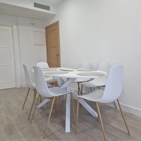 Torremolino's Paradise Apartment